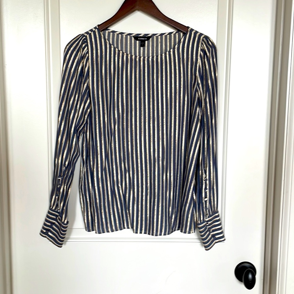 Express long sleeve top